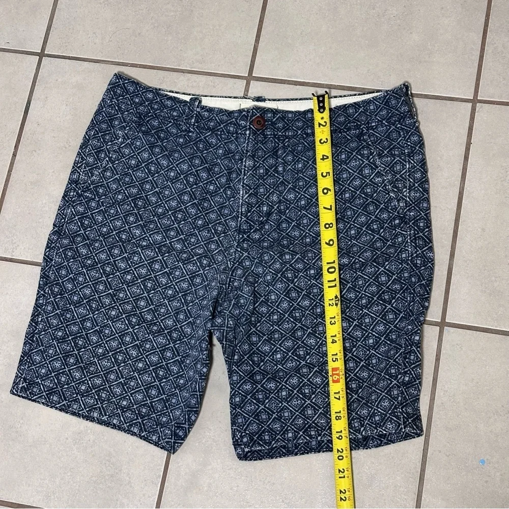Hollister Men Blue Print Chino Casual Shorts Size‎ 34